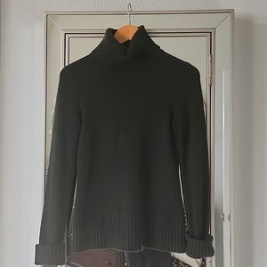 Military green sweater size s